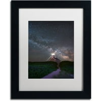 סימן מסחרי אמנות עקוב אחר האור אמנות בד מאת מייקל בלאנשט צילום לבן מט, מסגרת שחורה